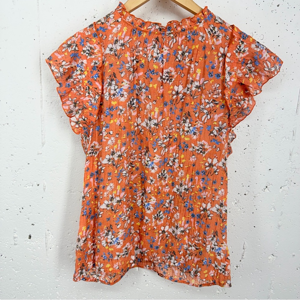 Nanette Lepore Women’s size Large Peach Floral Flutter Sleeve Blouse